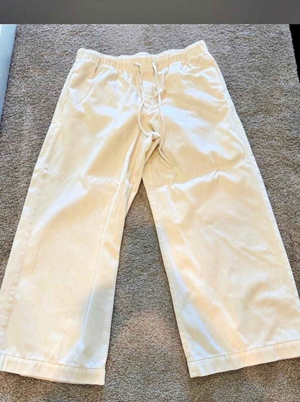 American Eagle AE Low-Rise Ultra Wide-Leg Pant Cream Pants